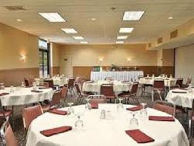 Macomb Inn المرافق الصورة