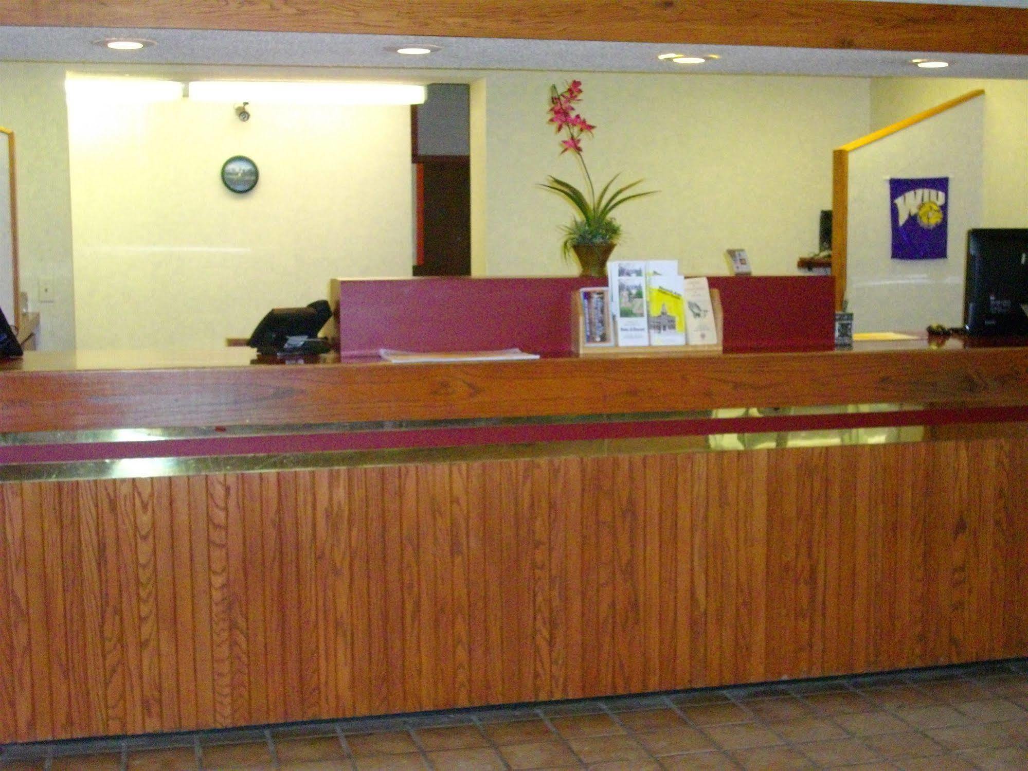 Macomb Inn المظهر الخارجي الصورة